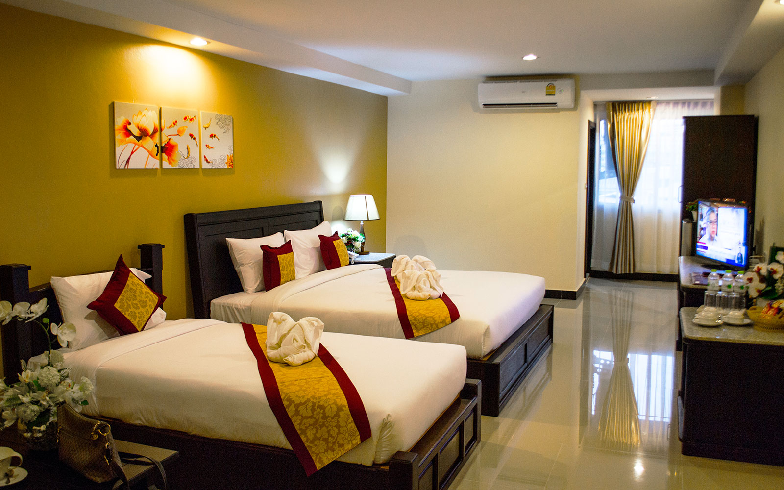 Superior Triple - Accommodation The Grand Day Night Hotel in pattaya , pattaya hotel, pattaya resort, sout pattaya hotel